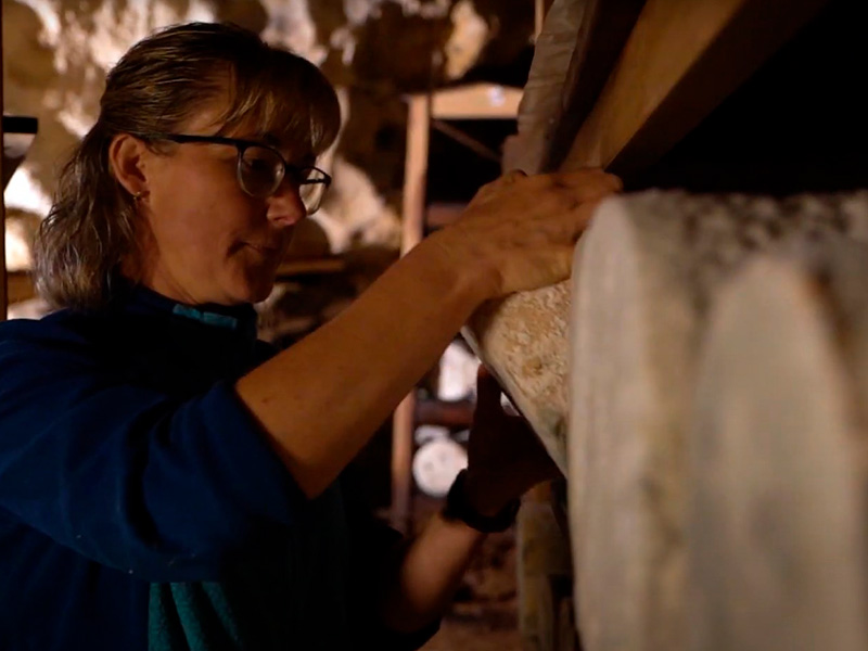 susana-con-quesos